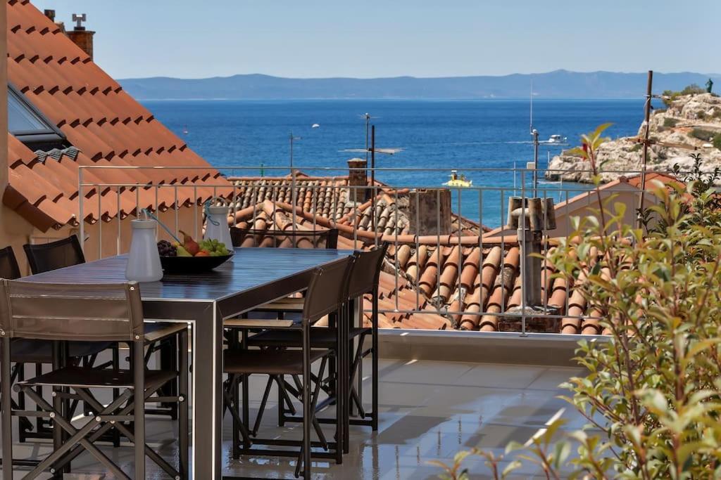 The Square Makarska, Lux App In The Heart Of The City Екстер'єр фото