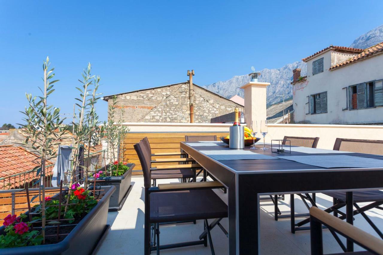 The Square Makarska, Lux App In The Heart Of The City Екстер'єр фото