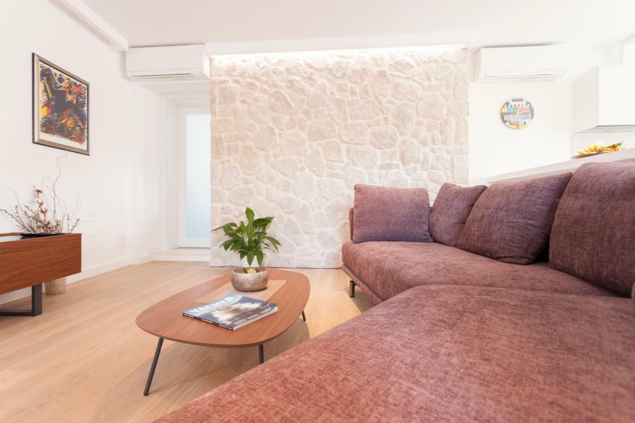 The Square Makarska, Lux App In The Heart Of The City Екстер'єр фото