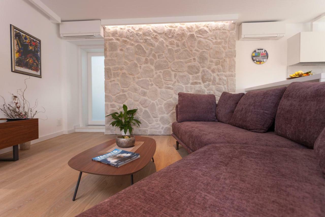 The Square Makarska, Lux App In The Heart Of The City Екстер'єр фото
