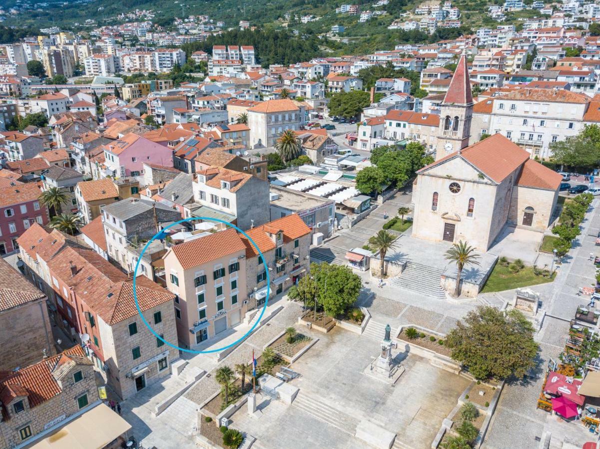 The Square Makarska, Lux App In The Heart Of The City Екстер'єр фото